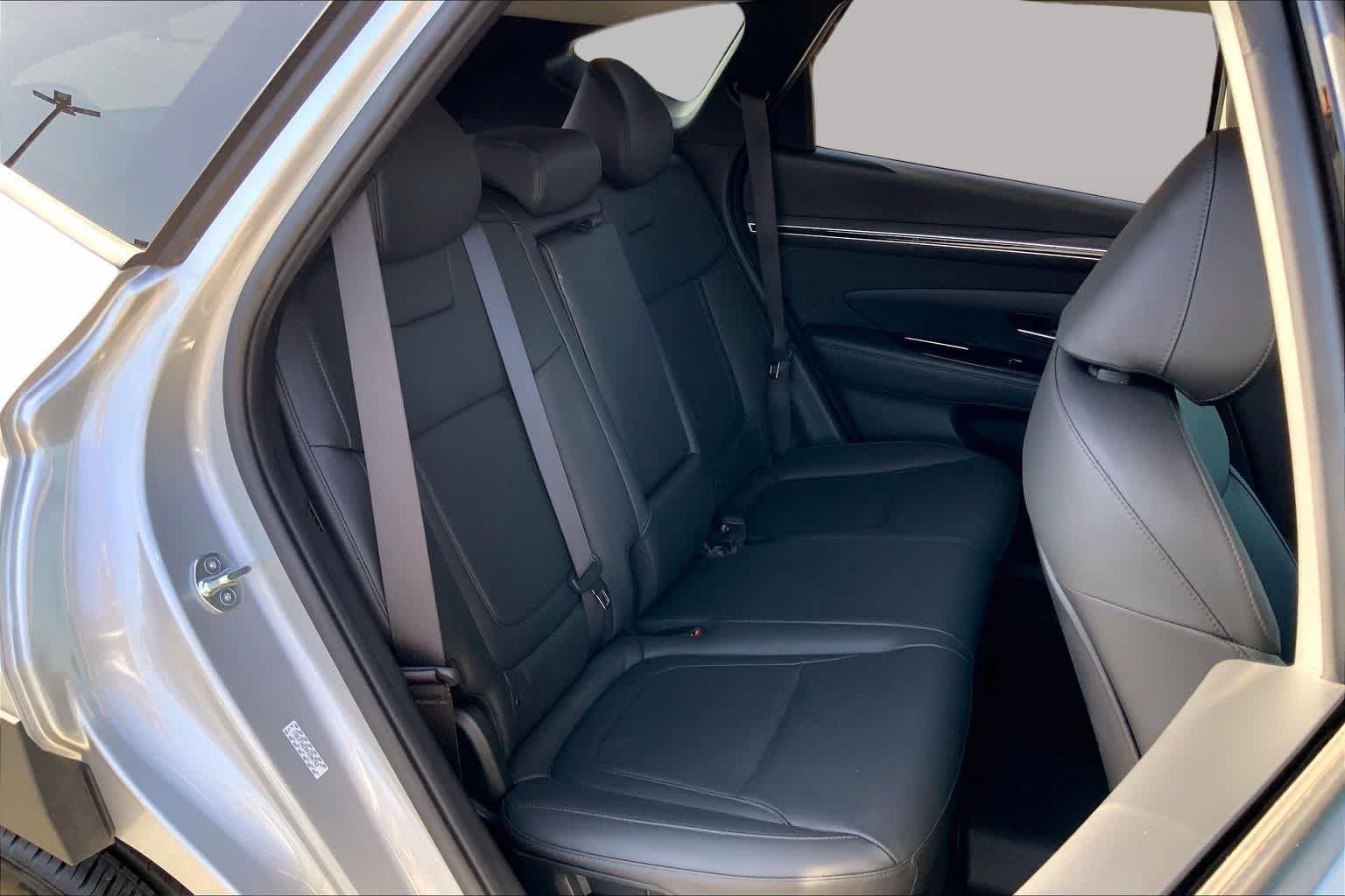 Used 2023 Shimmering Silver Hyundai XRT image 18