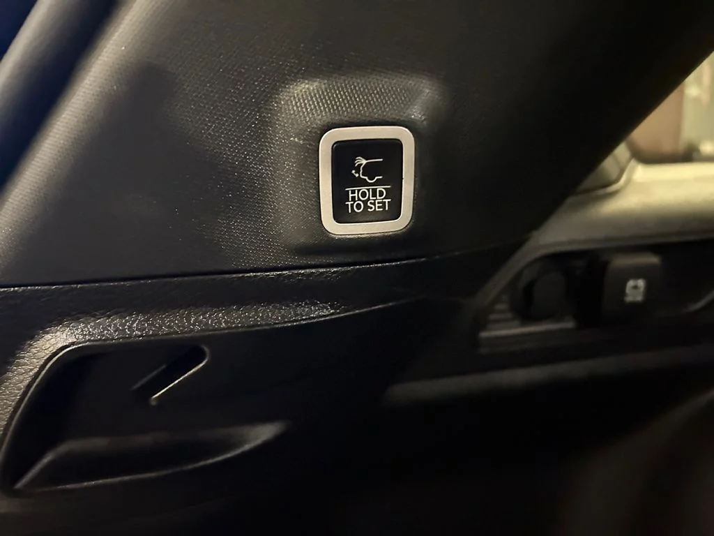 Used 2023 Bright White Jeep Limited image 20