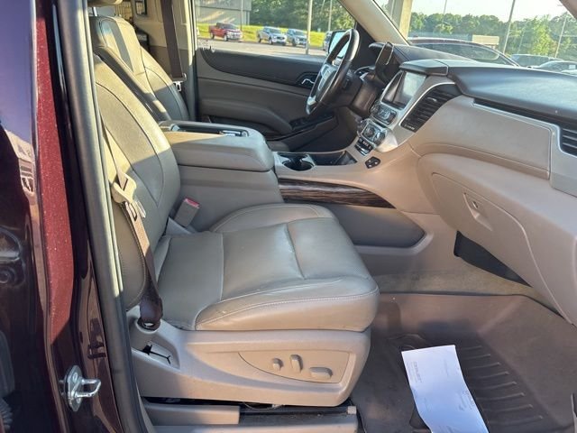 Used 2017 Black Cherry Metallic GMC SLT image 17