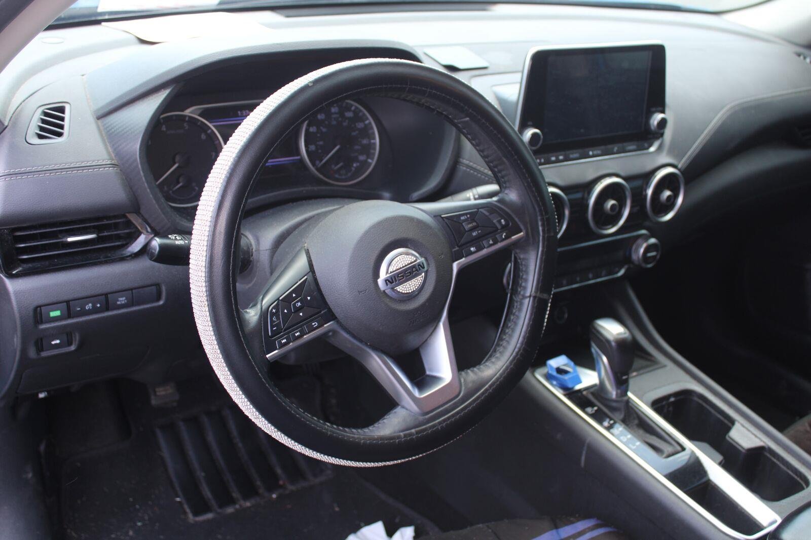 Used 2021 Electric Blue Metallic Nissan SV image 9
