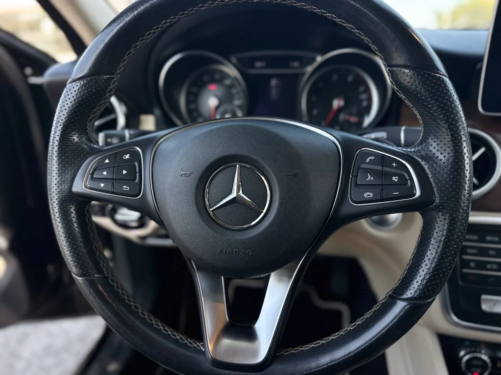 Used 2019  Mercedes-Benz GLA 250 image 13
