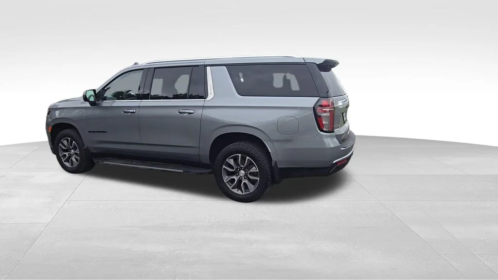 Used 2024 Gray Chevrolet LT image 6