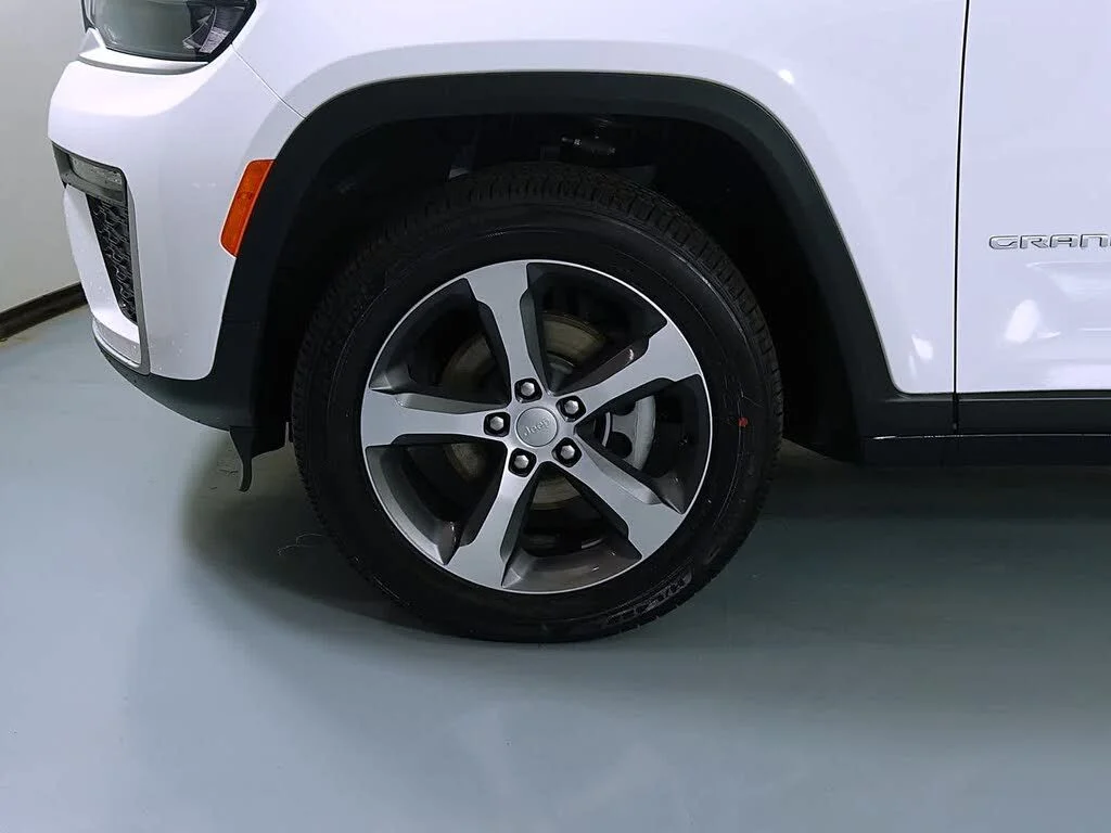 New 2026 White Jeep Limited image 16