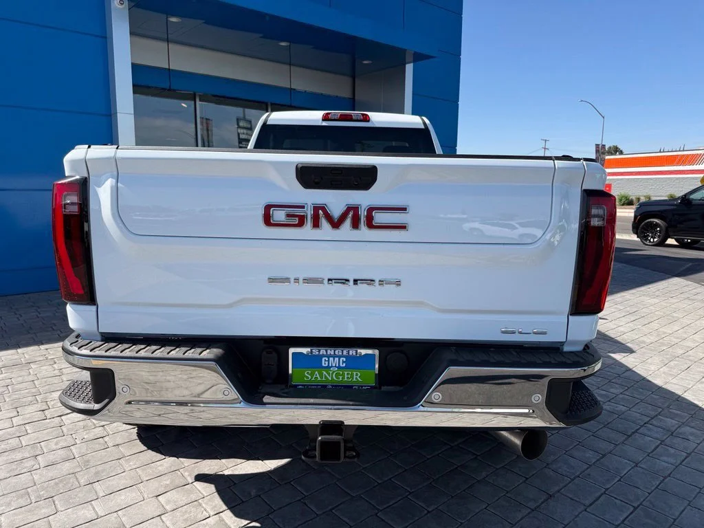 New 2026 Summit White GMC SLE DRW image 9