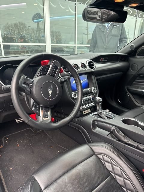 2021 FORD MUSTANG - Image 3