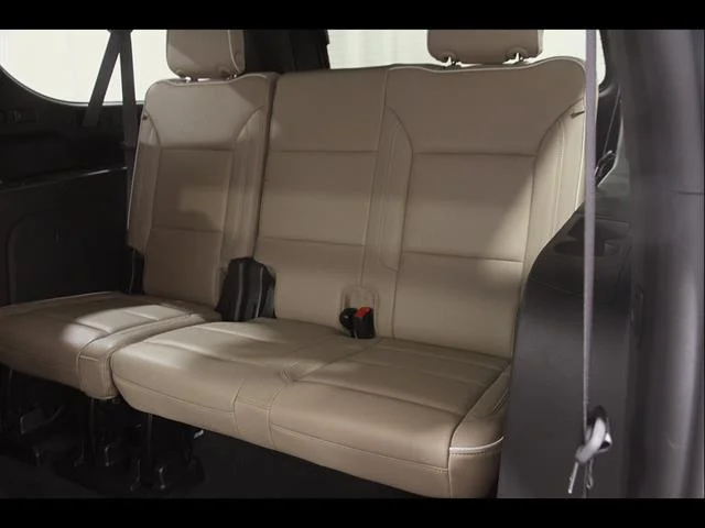 2024 Chevrolet Suburban Premier - Photo 21