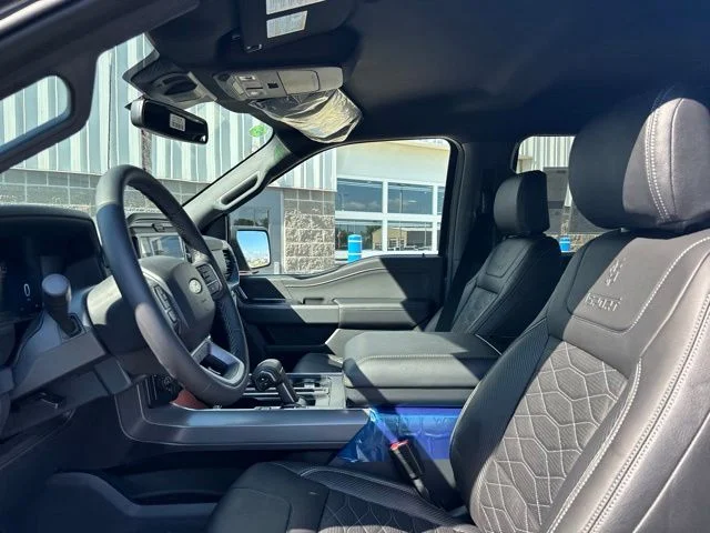 New 2026 Carbonized Gray Metallic Ford XLT image 15