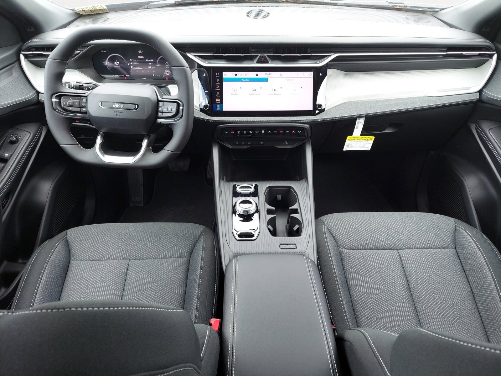 New 2026 Sting-Gray Clearcoat Jeep Laredo image 3
