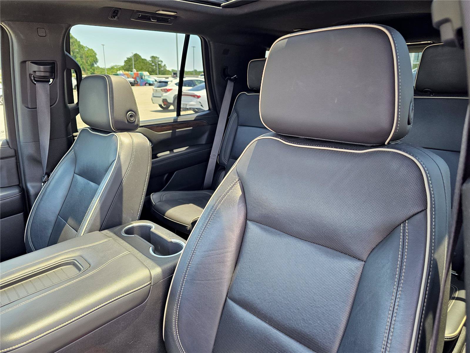 Used 2021 Shadow Gray Metallic Chevrolet Premier image 18
