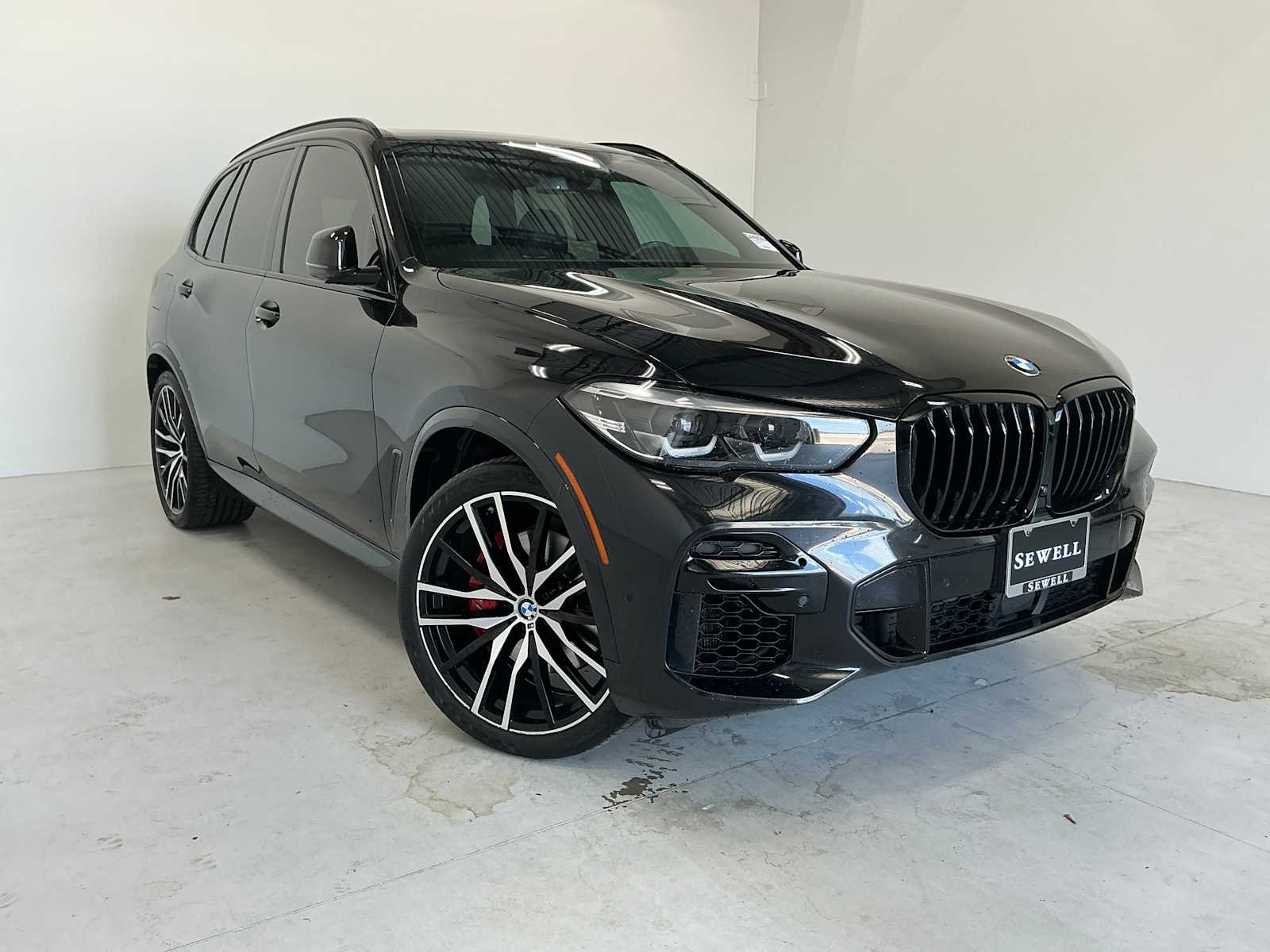 Used 2023 Black Sapphire Metallic BMW xDrive40i image 3