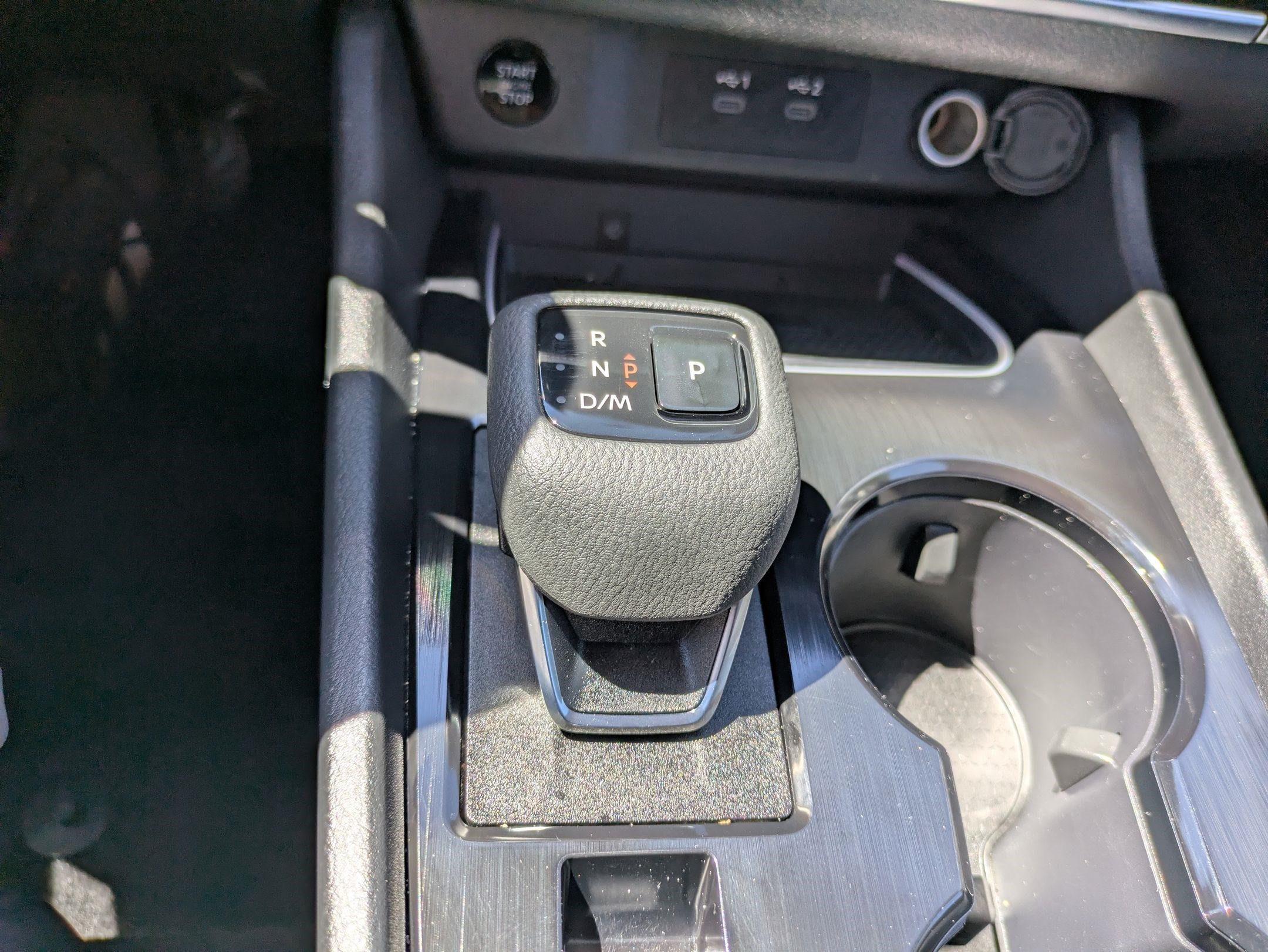 Used 2024 Super Black Nissan SL image 29