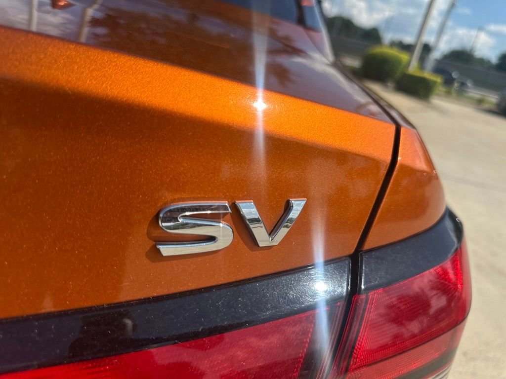 Used 2020 Orange Nissan 1.6 SV image 12