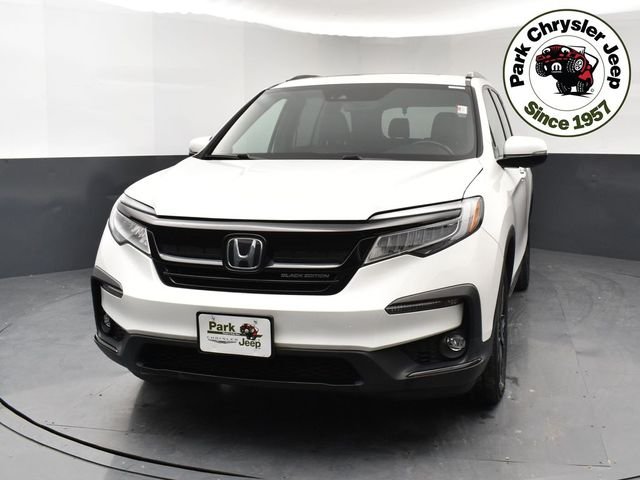Used 2021 Honda Pilot Black Edition with VIN 5FNYF6H72MB047219 for sale in Burnsville, Minnesota