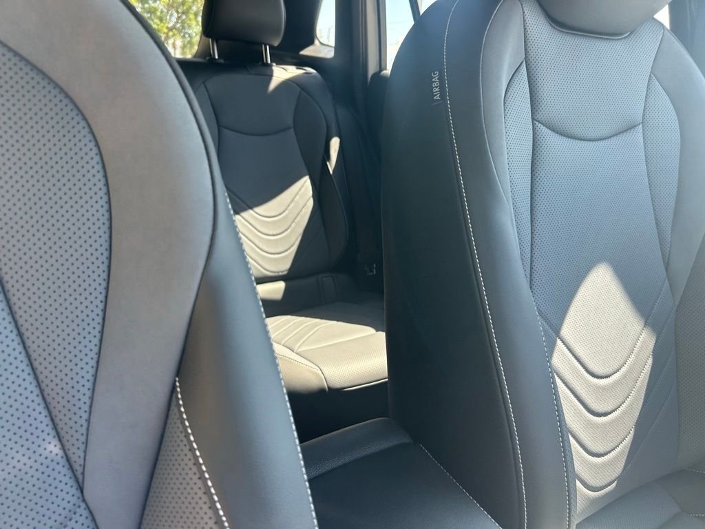 New 2026 White/off-white Volkswagen 2.0T SE R-Line Black image 38
