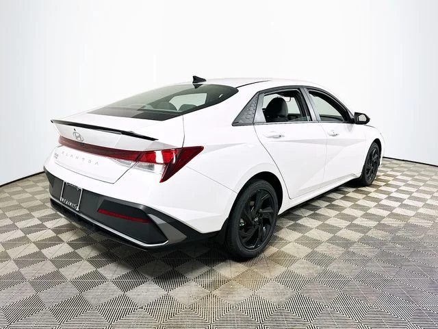 New 2026 Hyundai ELANTRA SEL Sport