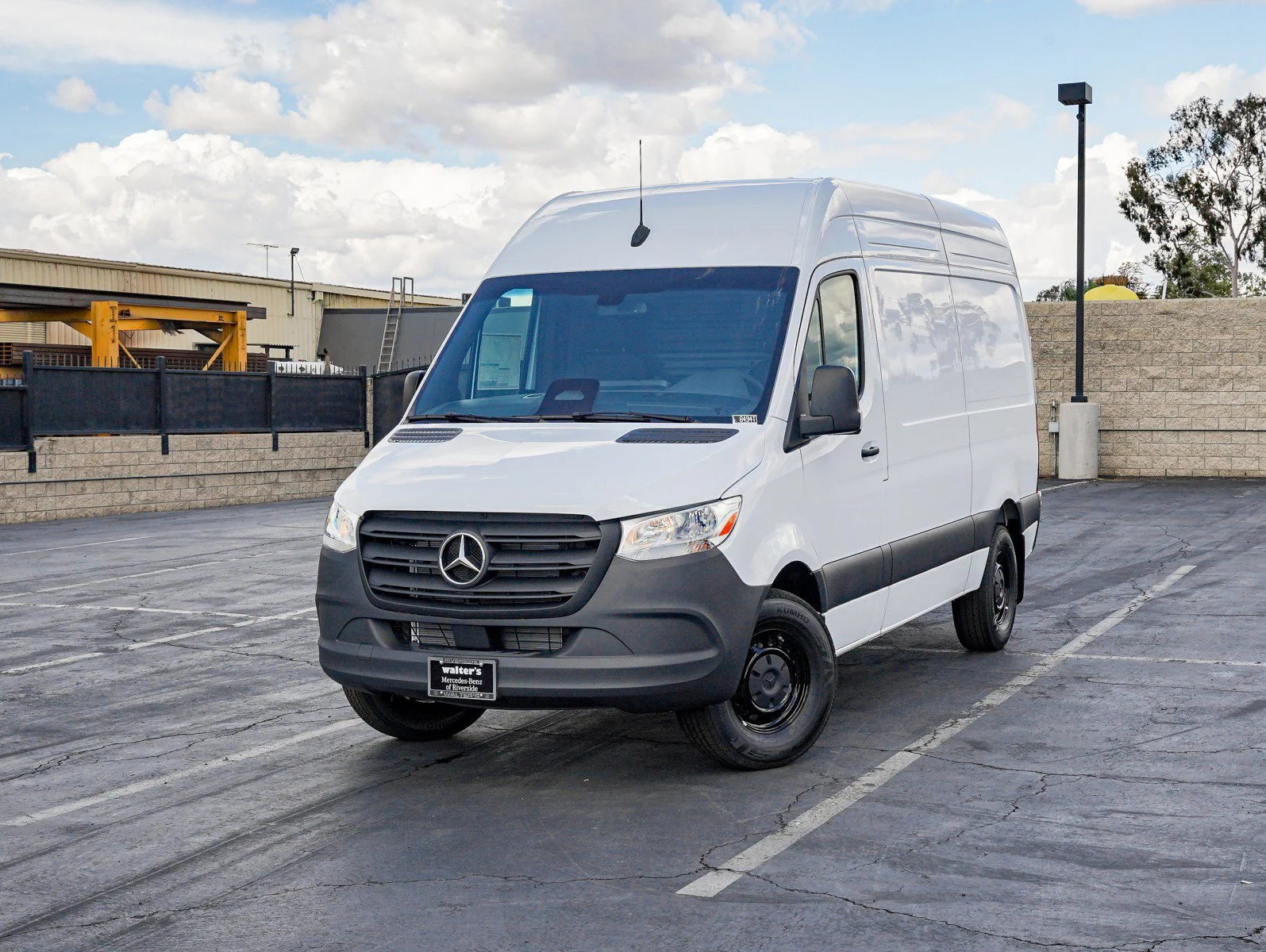 2026 Mercedes-Benz Sprinter 2500 144 WB HO's photo