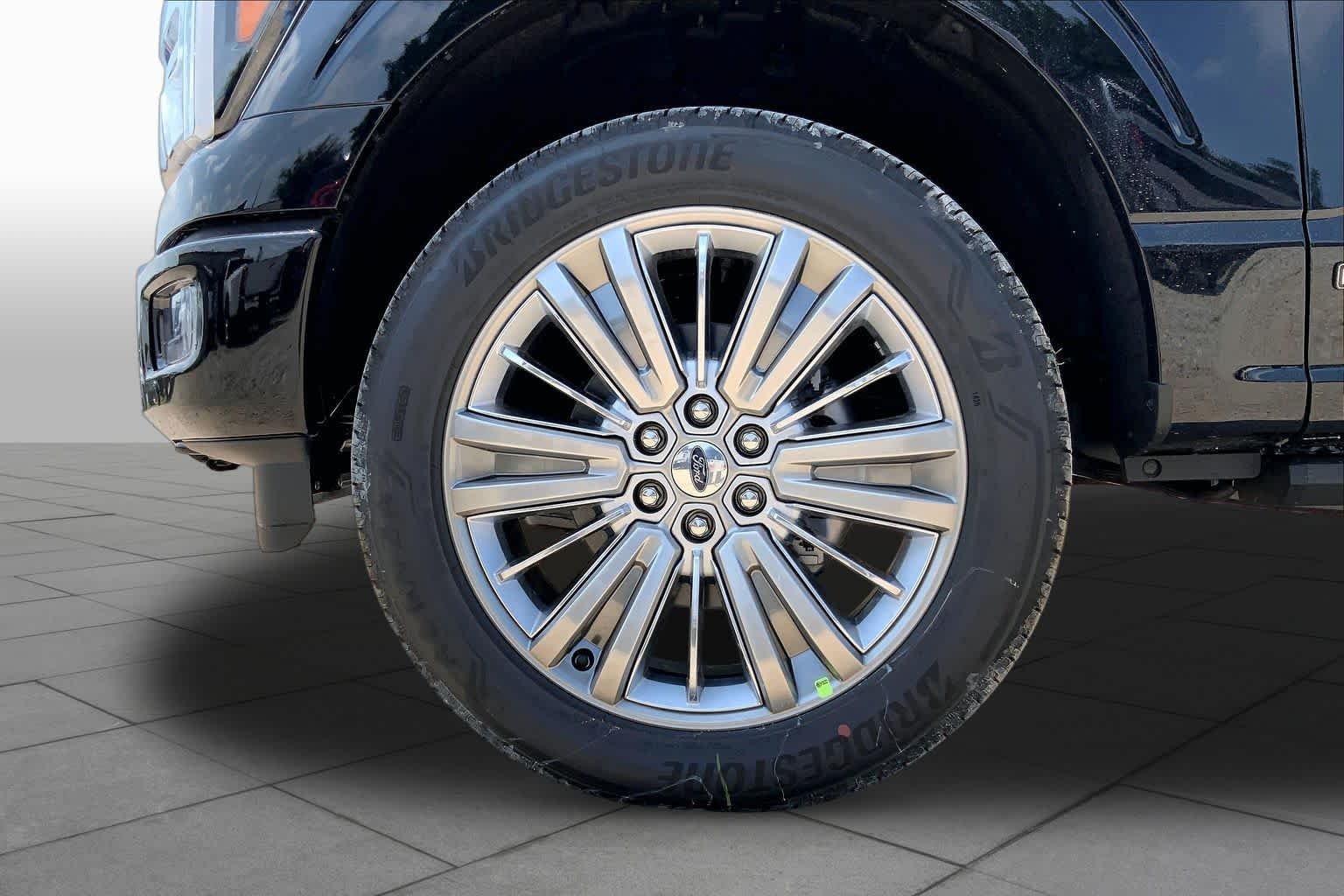 New 2026 Agate Black Metallic Ford Platinum® image 8