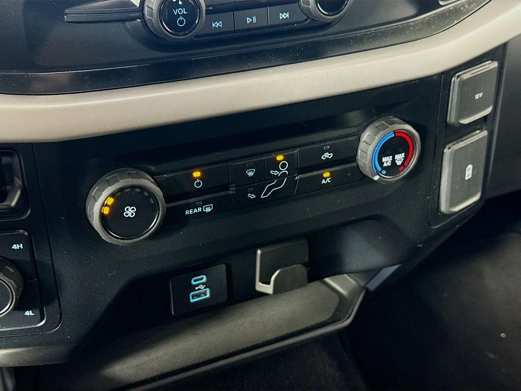 2023 Ford F-150 XLT - Photo 8