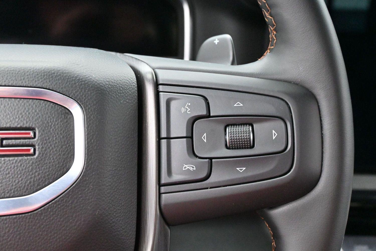 Used 2024 Sterling Metallic GMC AT4 image 19
