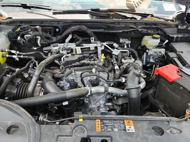 Used 2025 Gray Ford XLT image 46