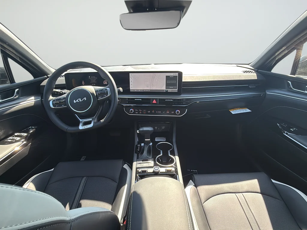 New 2026 Aurora Black Pearl Kia GT-Line image 15