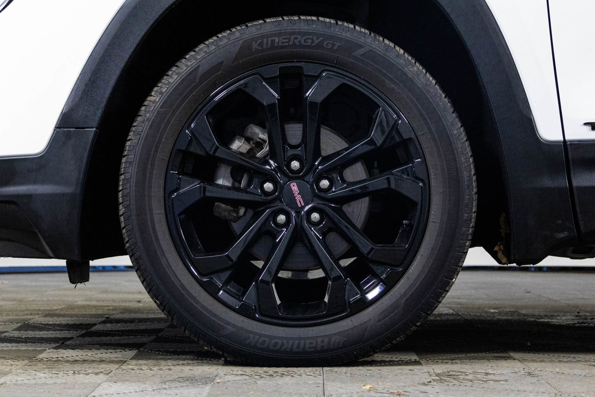 2022 GMC TERRAIN - Image 44