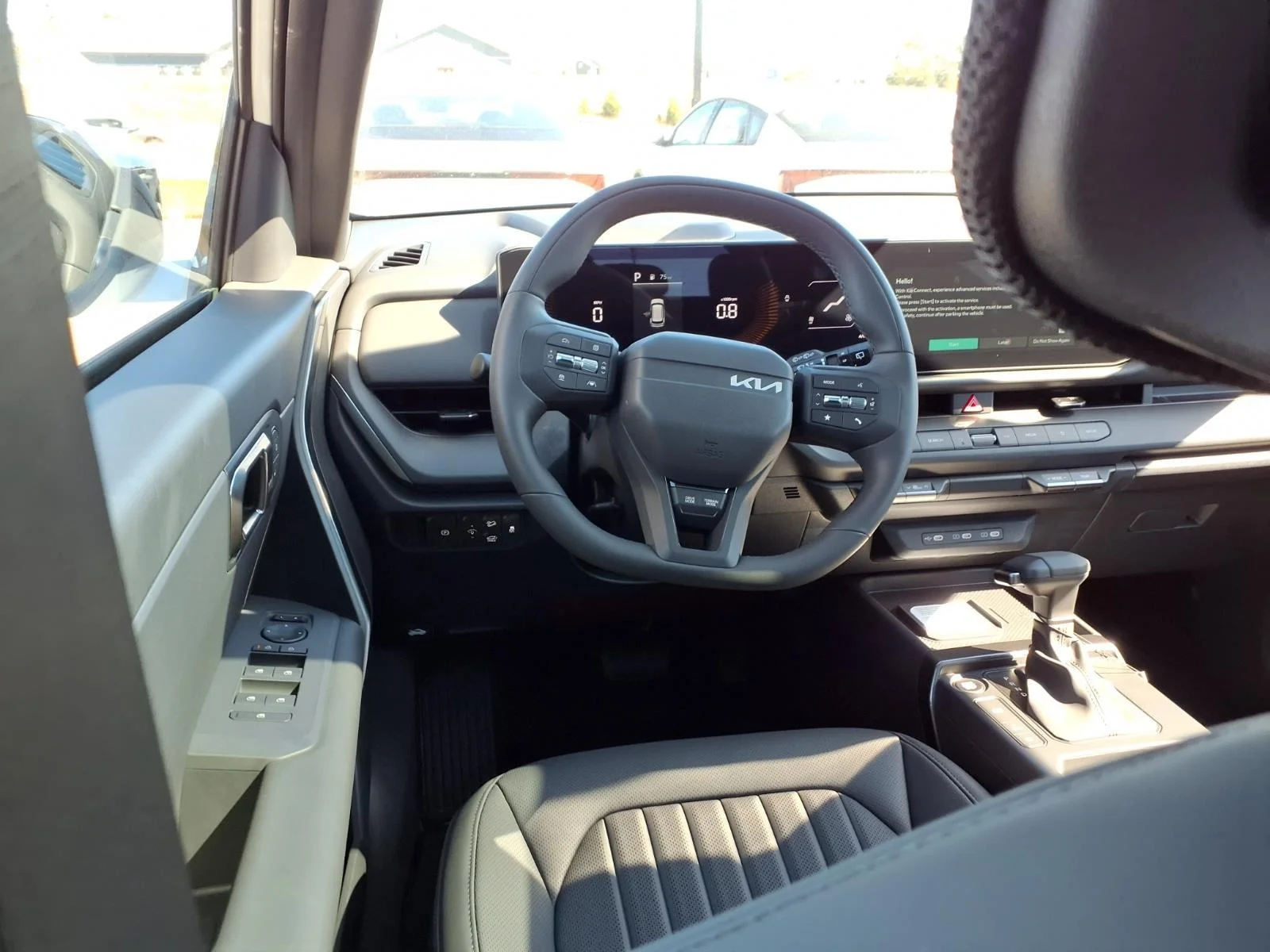 New 2027 Snow White Pearl Kia X-Line SX image 3
