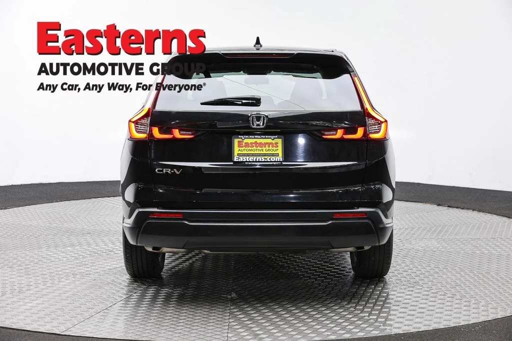 Used 2023 Black Honda EX image 6