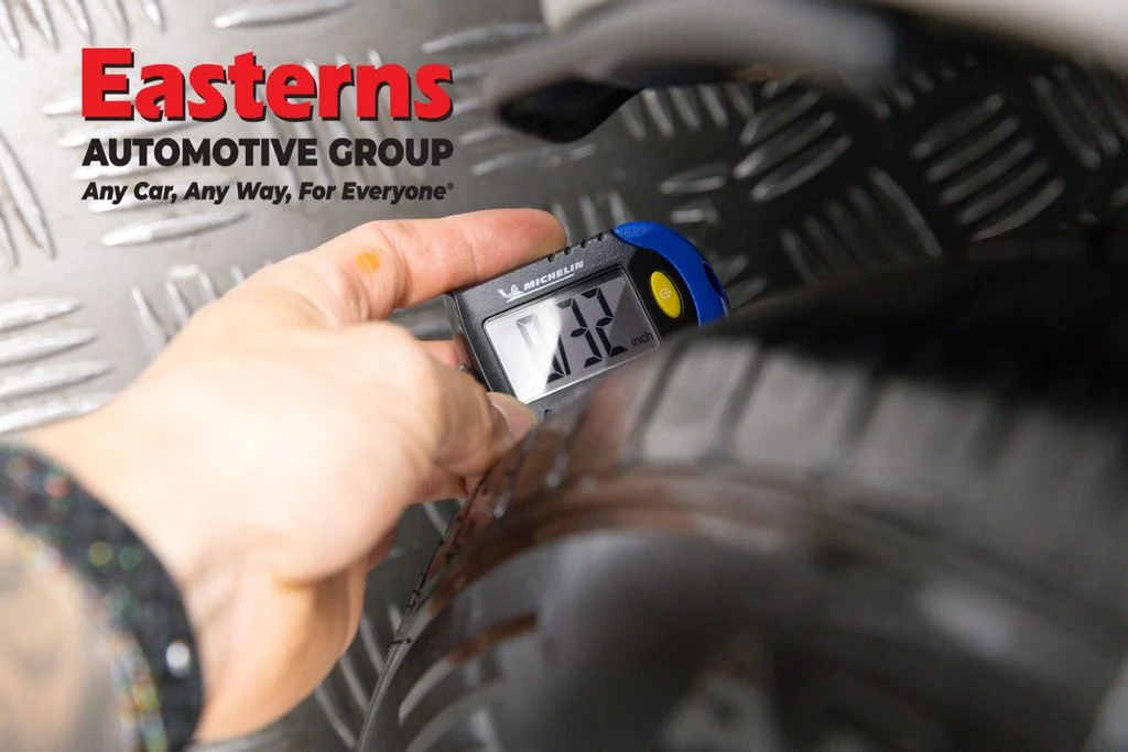 Used 2023 Silver Nissan SV image 26