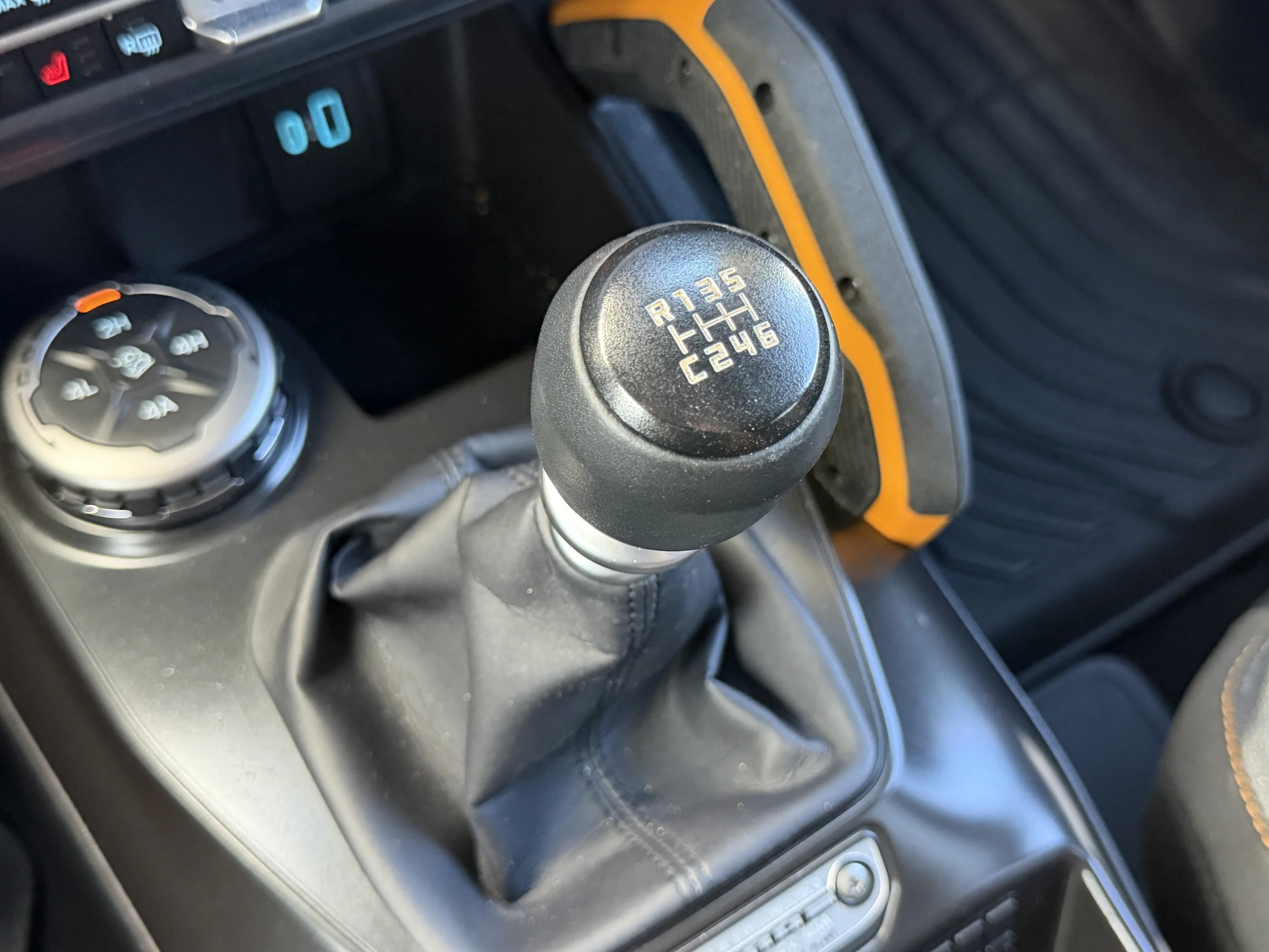 Used 2024 Carbonized Gray Metallic Ford Badlands image 35