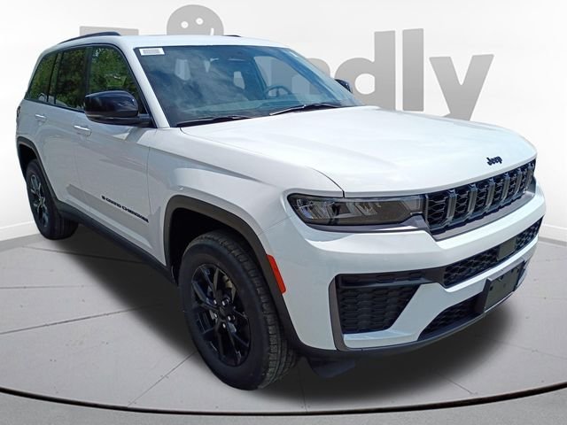 New 2026 Bright White Clearcoat Jeep Altitude image 3