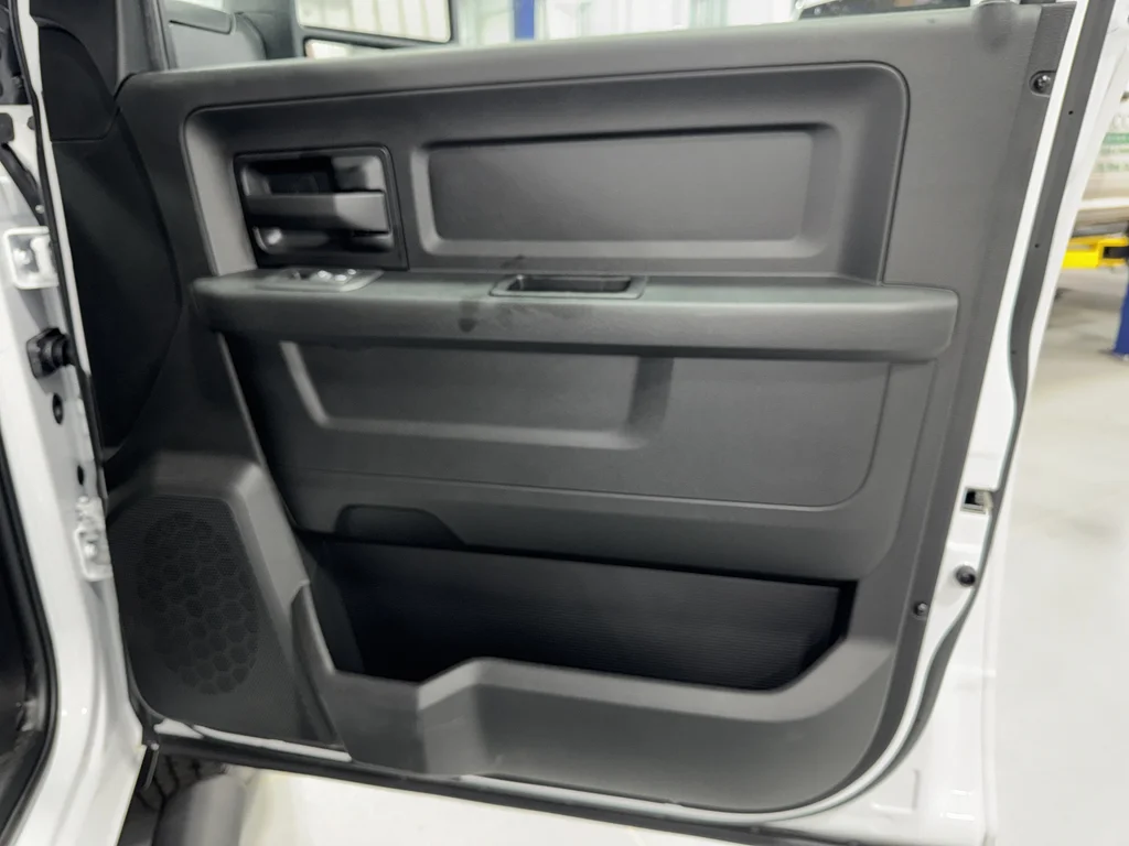 2025 RAM 2500 Tradesman - Photo 29