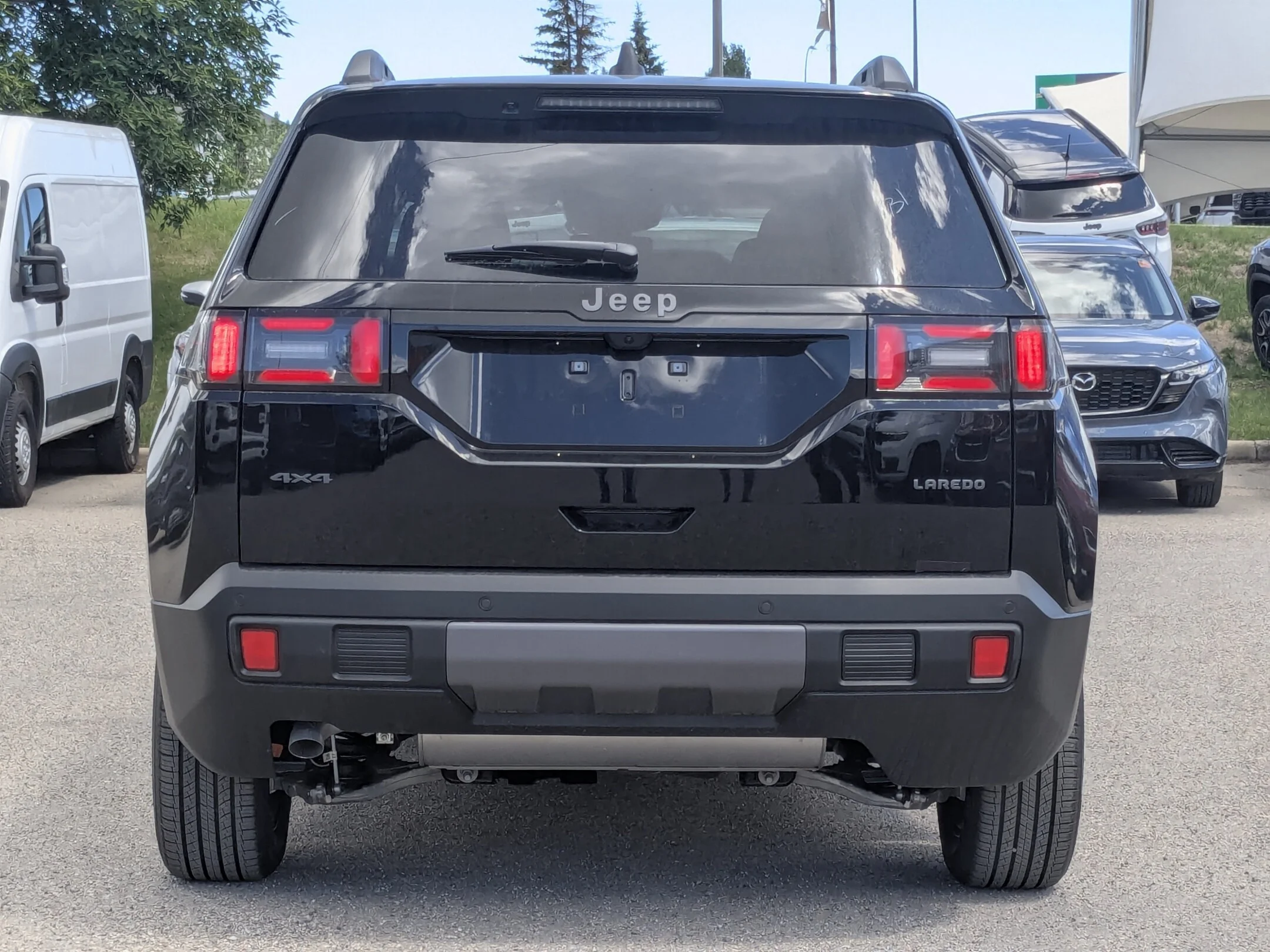New 2026 Black Jeep Laredo - - Hybrid - Adaptive Cruise - 12.3 Display - Heated Seats/Wheel - Remote Start & More! image 7