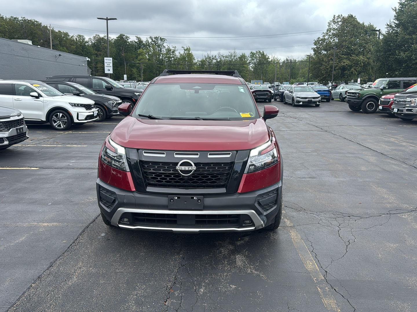 Used 2023 Scarlet Ember Tintcoat Nissan Rock Creek image 4