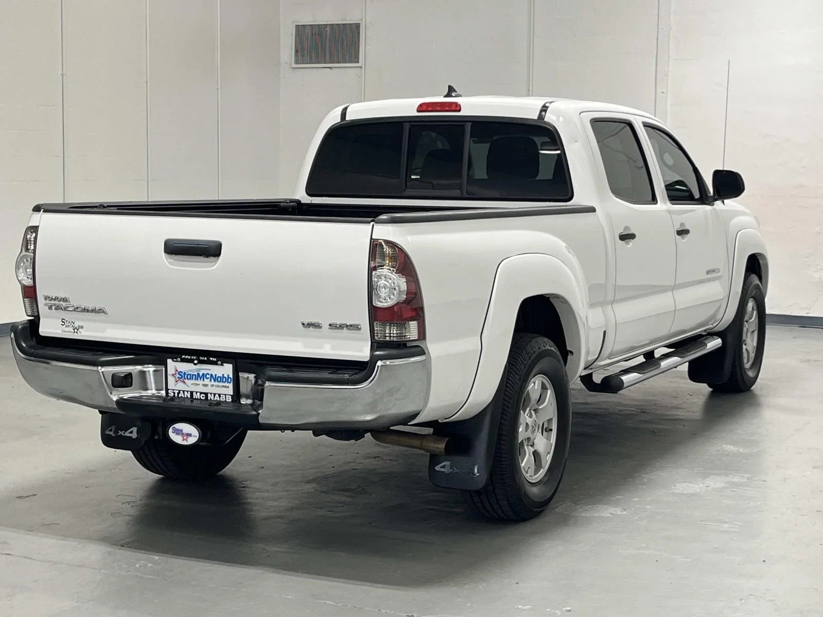 Used 2014 Super White Toyota Double Cab SR5 4.0L V6 4x4 image 8