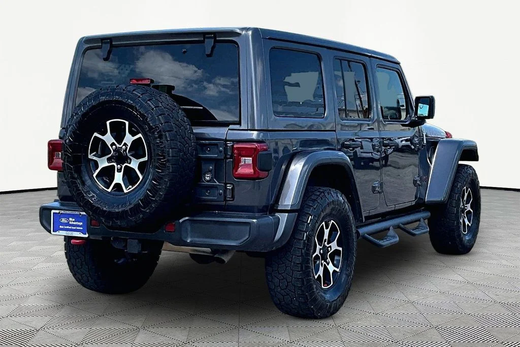 Certified Used 2021 Granite Crystal Clearcoat Metallic Jeep Unlimited Rubicon image 2