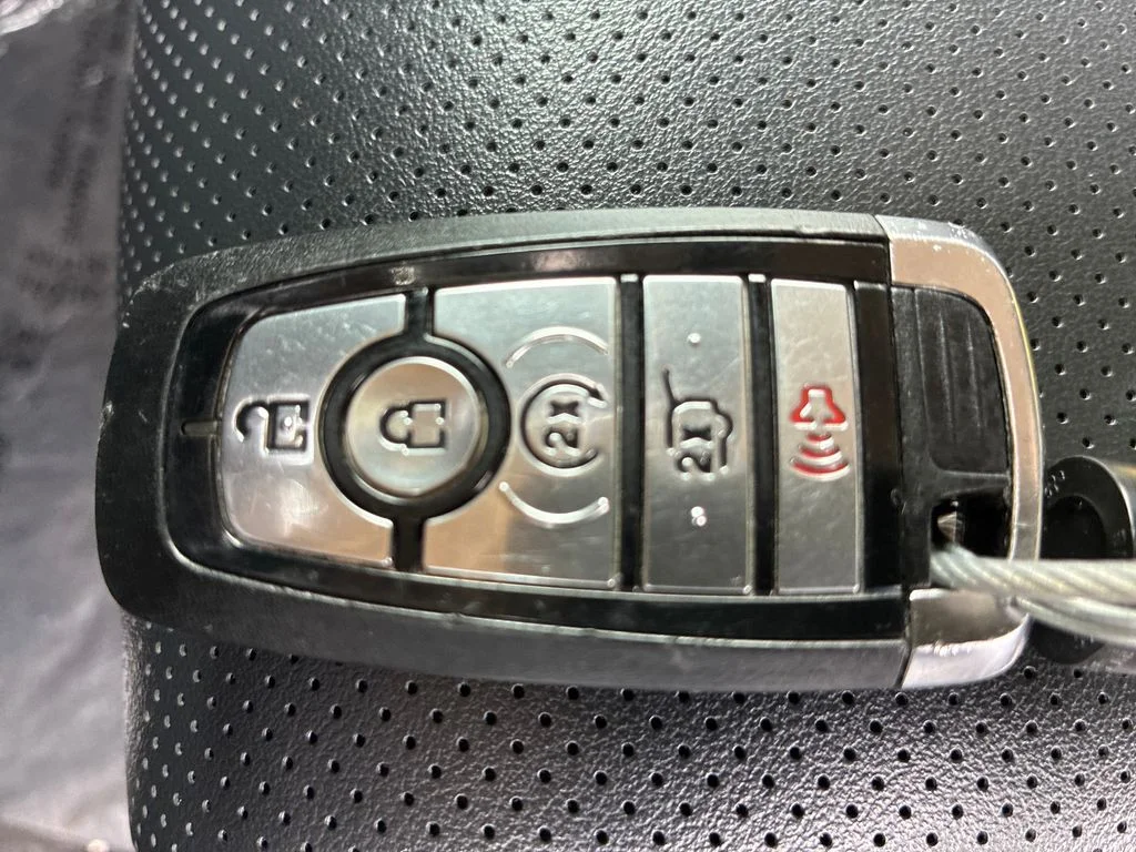 Used 2024 Black Ford XLT image 29