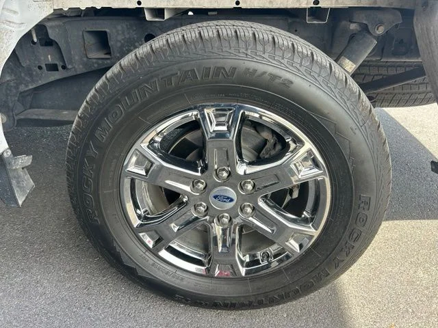 Used 2023 White Ford XLT image 16