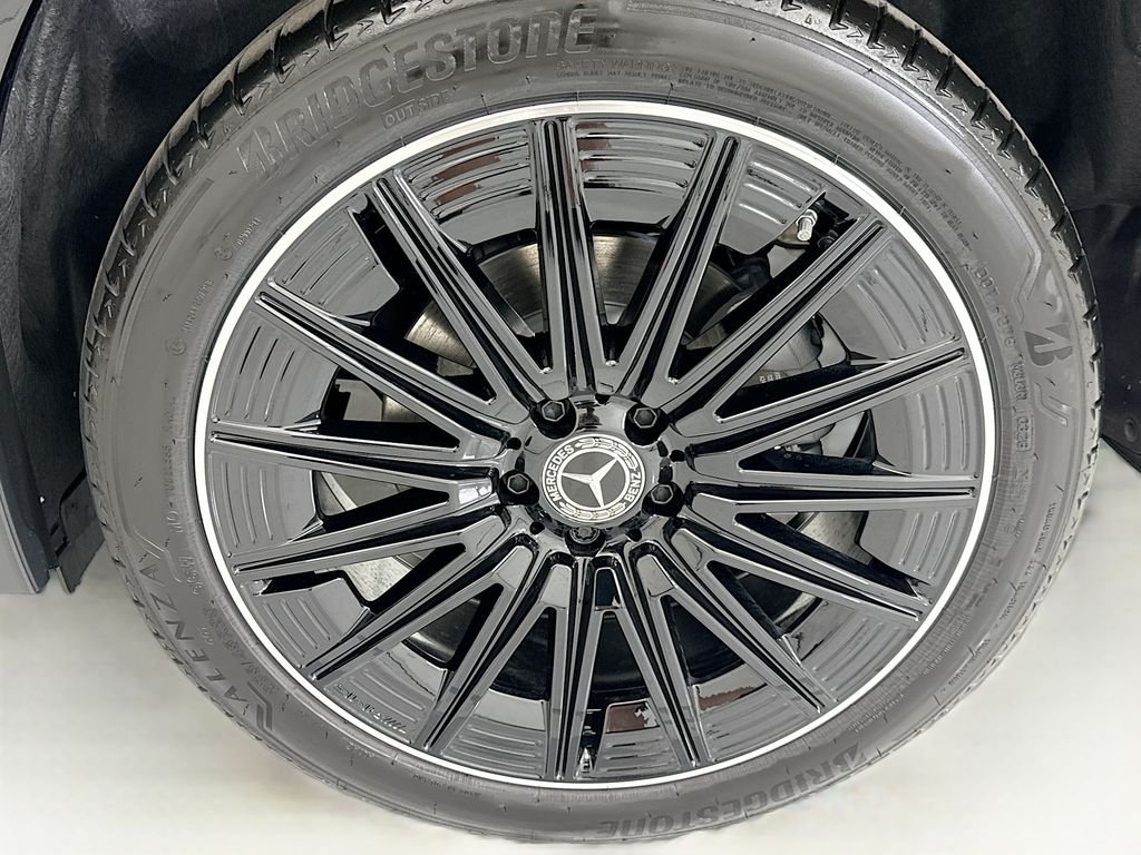 New 2026 Night Black Mercedes-Benz GLA 250 image 30