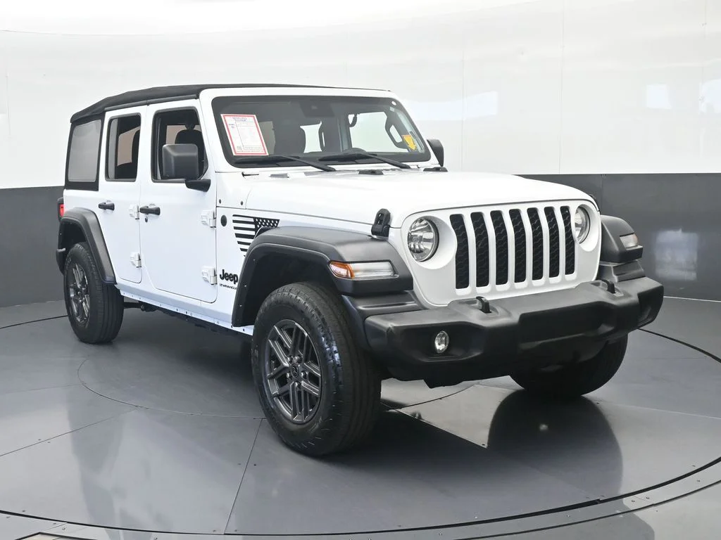 Used 2024 Bright White Clearcoat Jeep Sport S image 9
