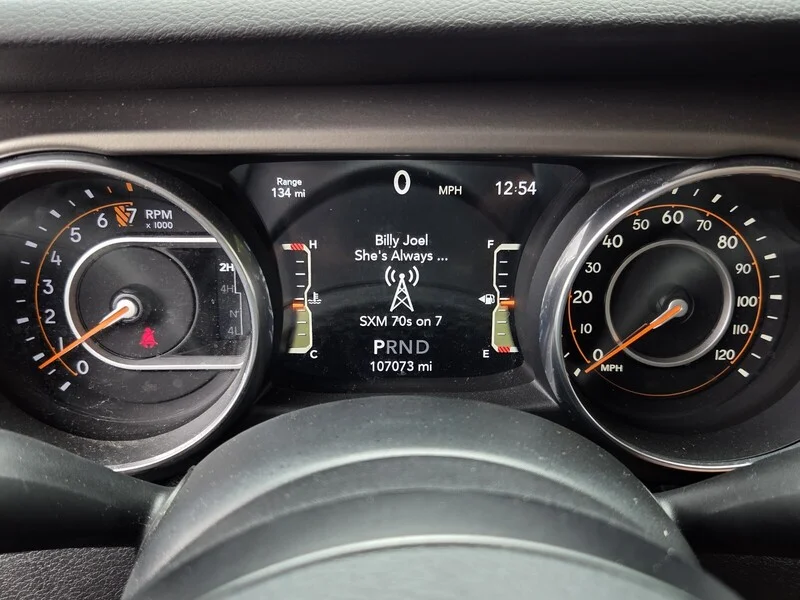 Used 2018 Billet Silver Metallic Clearco JEEP UNLIMITED SPORT S image 31