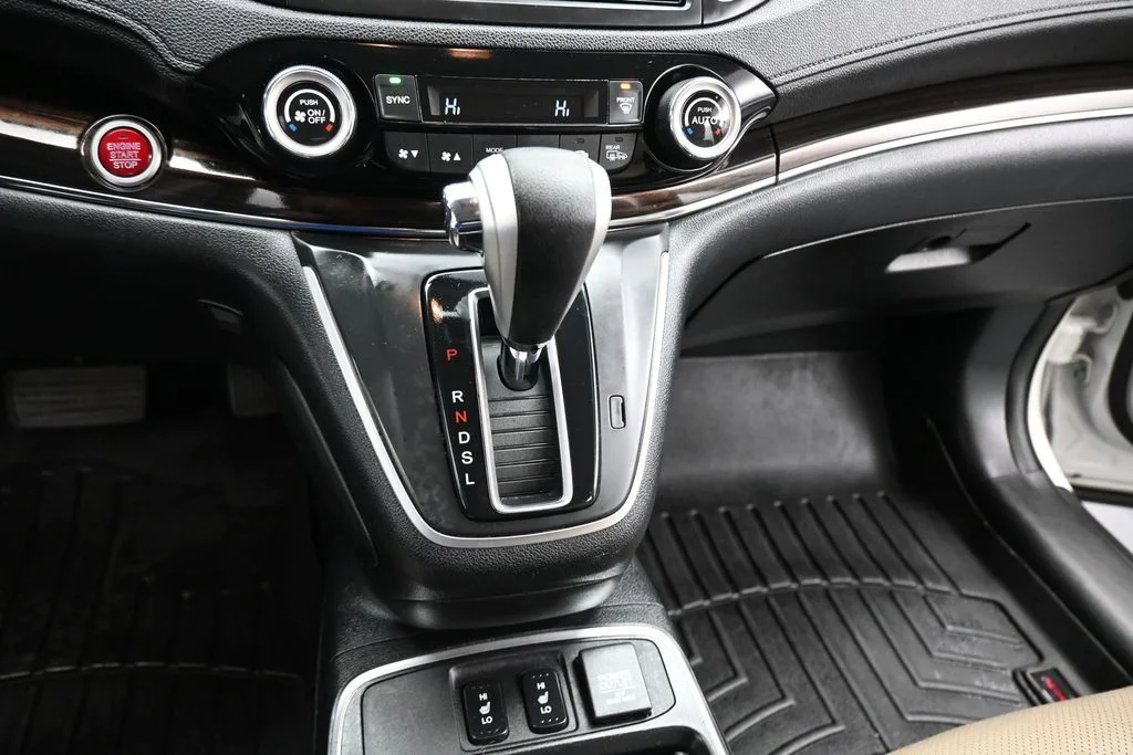 Used 2016 White Honda EX-L image 14