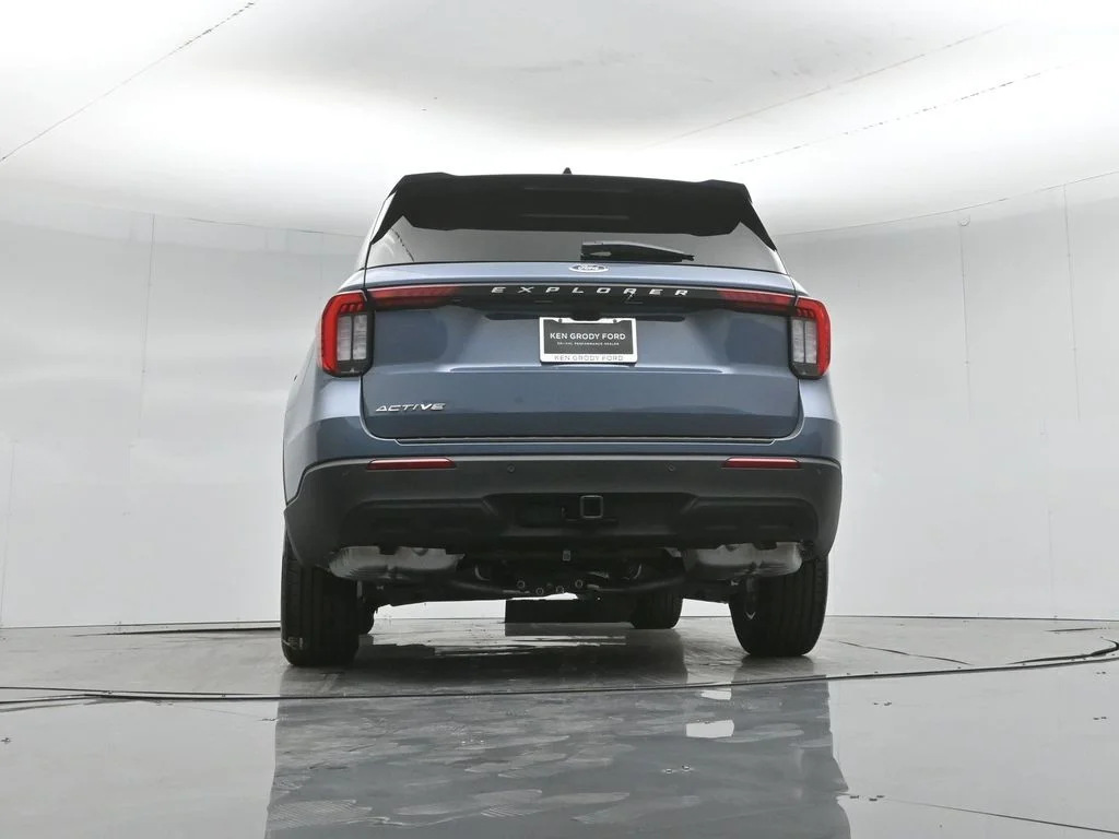 New 2026 Vapor Blue Metallic Ford Active image 49