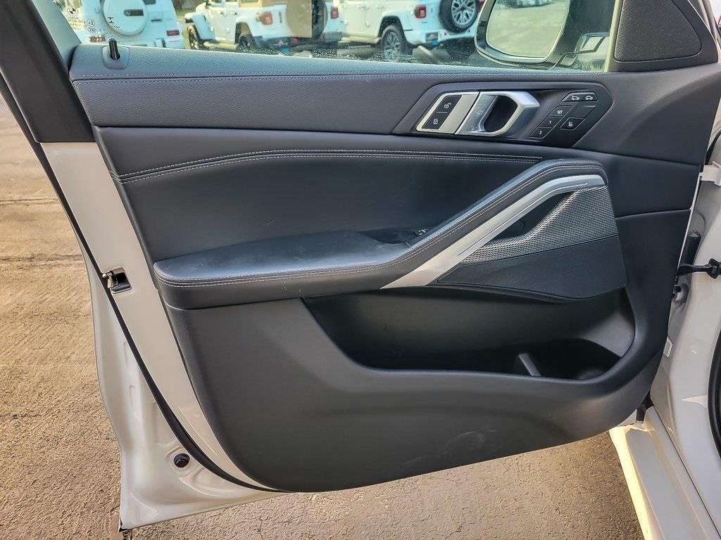 2023 BMW X6 - Image 17