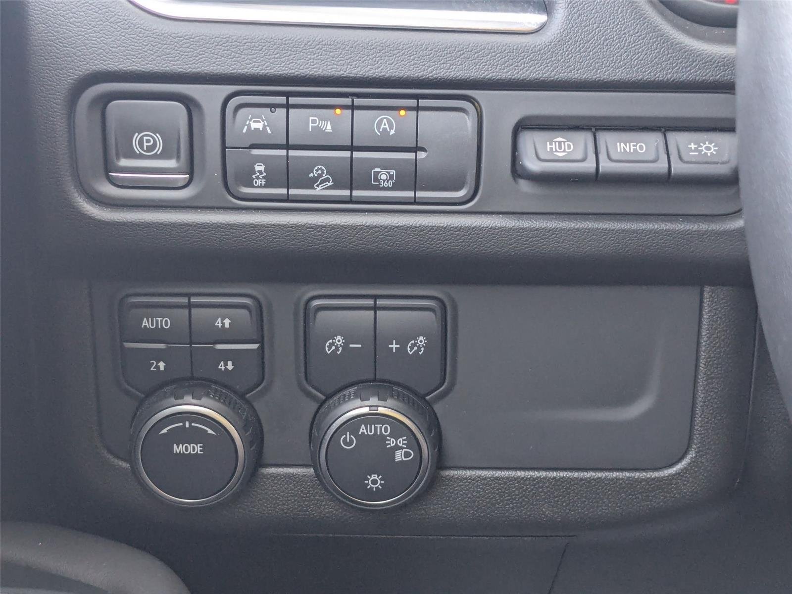 Used 2023 Midnight Blue Metallic Chevrolet Premier image 20