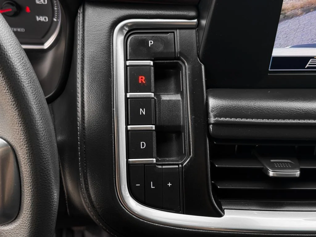 Used 2021 White Chevrolet Commercial Fleet image 25