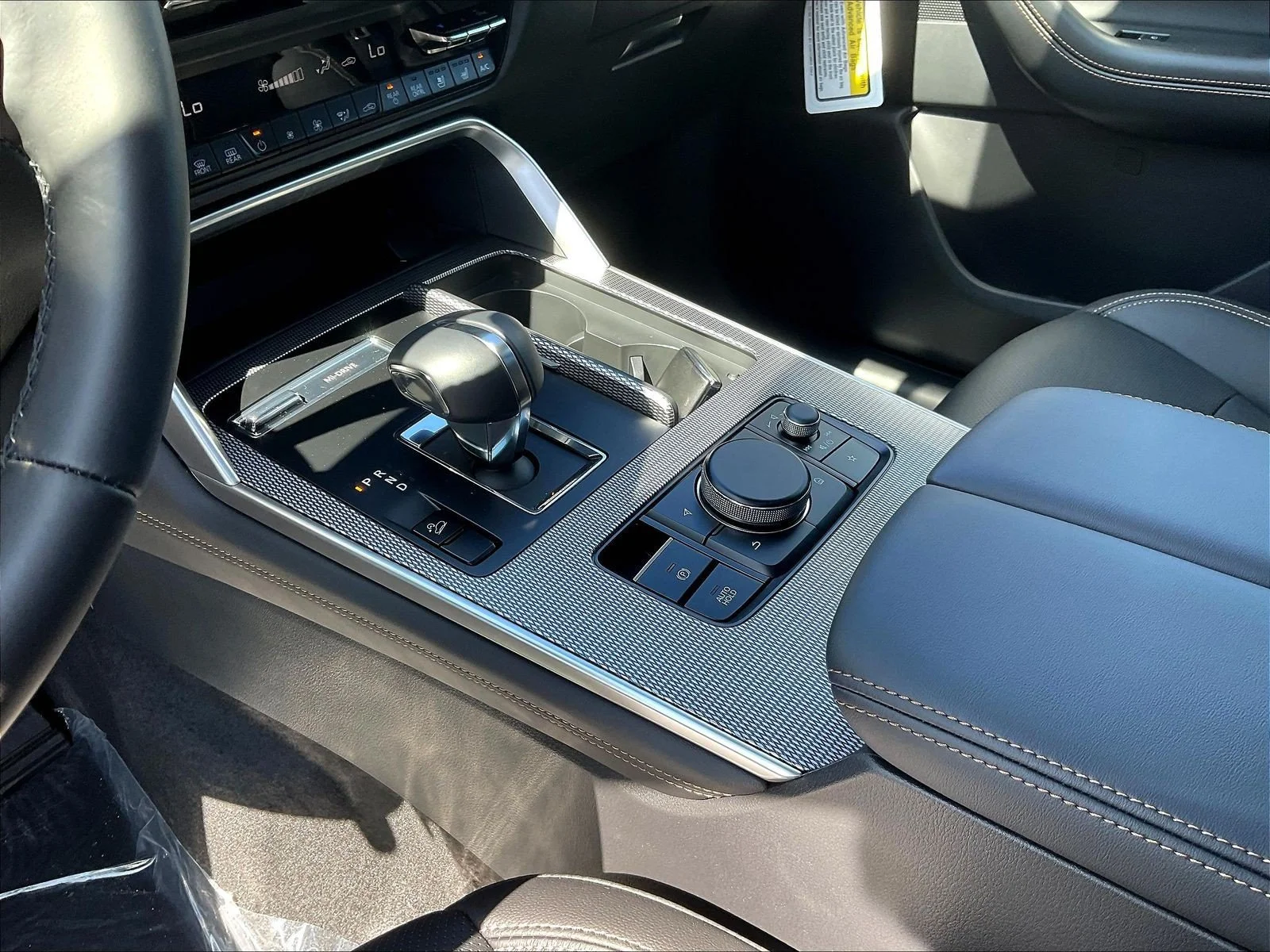 2026 Mazda CX-90 Preferred Package - Photo 16