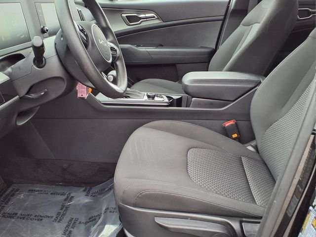 Used 2025 Black Kia LX image 13