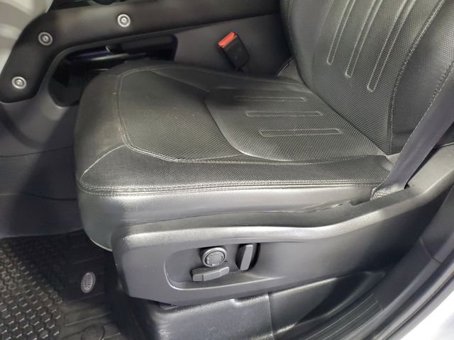 Used 2021 Silver Land Rover X-Dynamic SE image 14