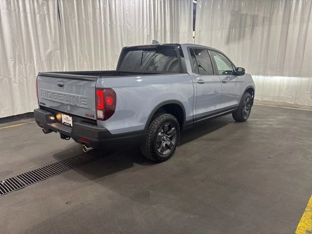 New 2026 Sonic Gray Pearl Honda TrailSport image 3